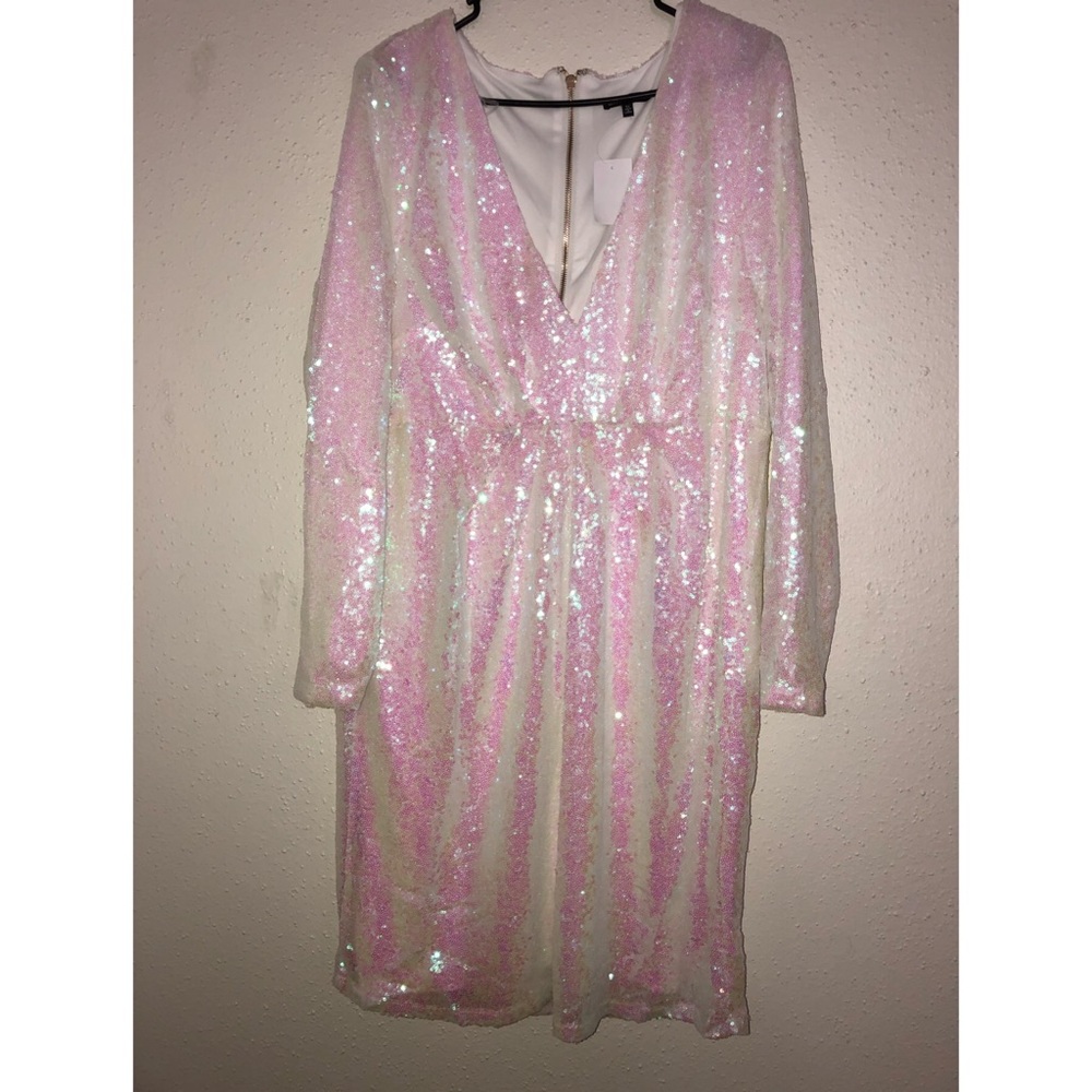 A white sequins dress
